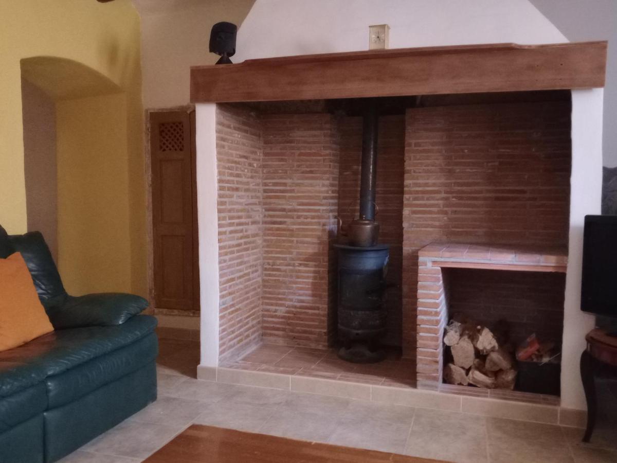 Casa En La Plaza, Hinojares - Ideal For Exploring The Area Exterior foto
